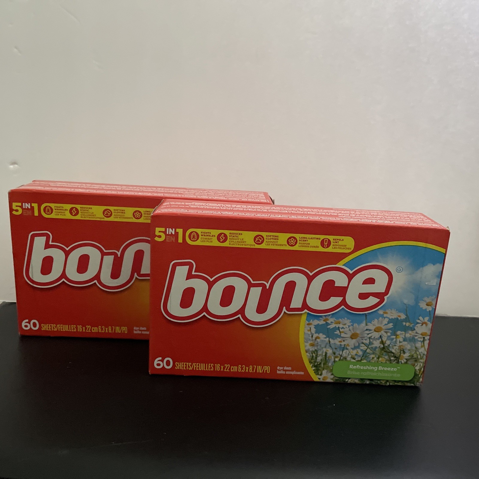 Bounce Dryer Sheets Laundry Fabric Softener Pack of 2-Refreshing Breeze 60 Ct.