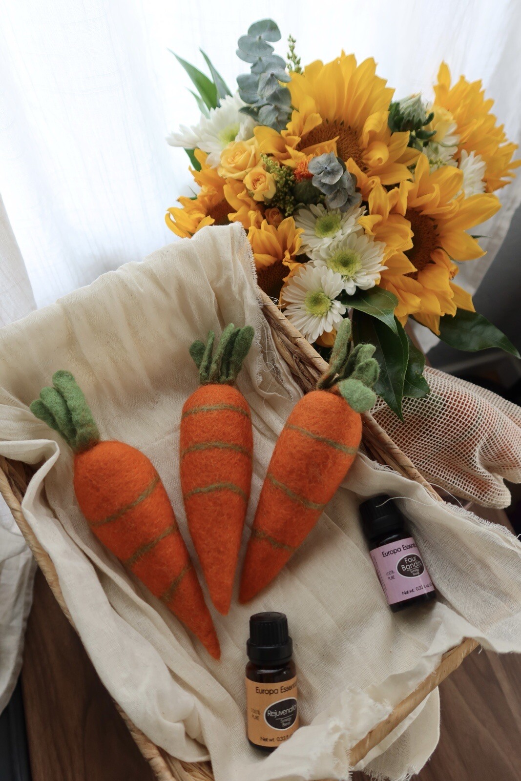 Carrot Dryer Ball Organic New Zealand Wool Natural Handmade 1 Pck Needle Felted