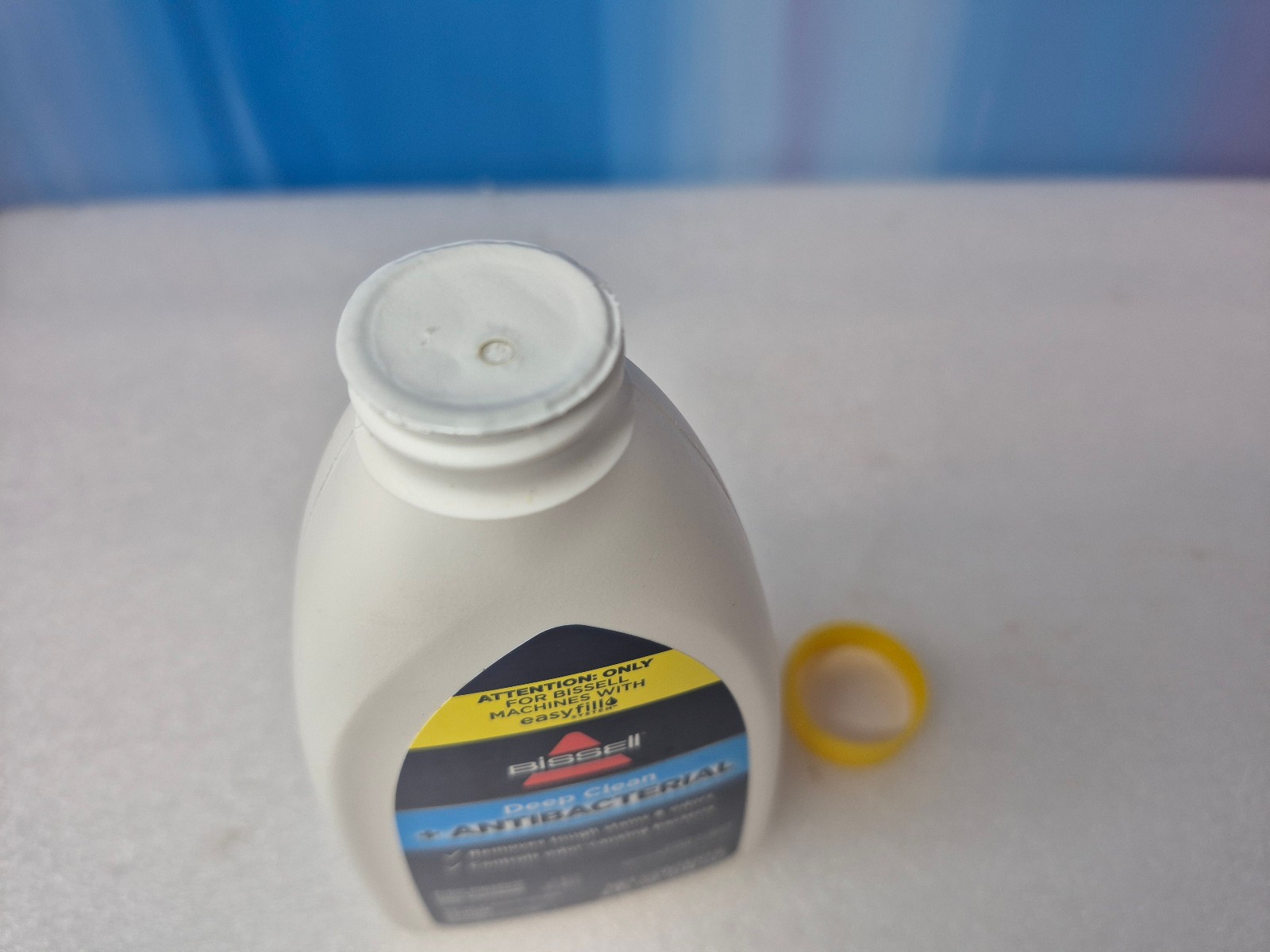 Bissell Deep Clean Antibacterial 8 fl oz Easy Fill Odor Control & Stain Remover