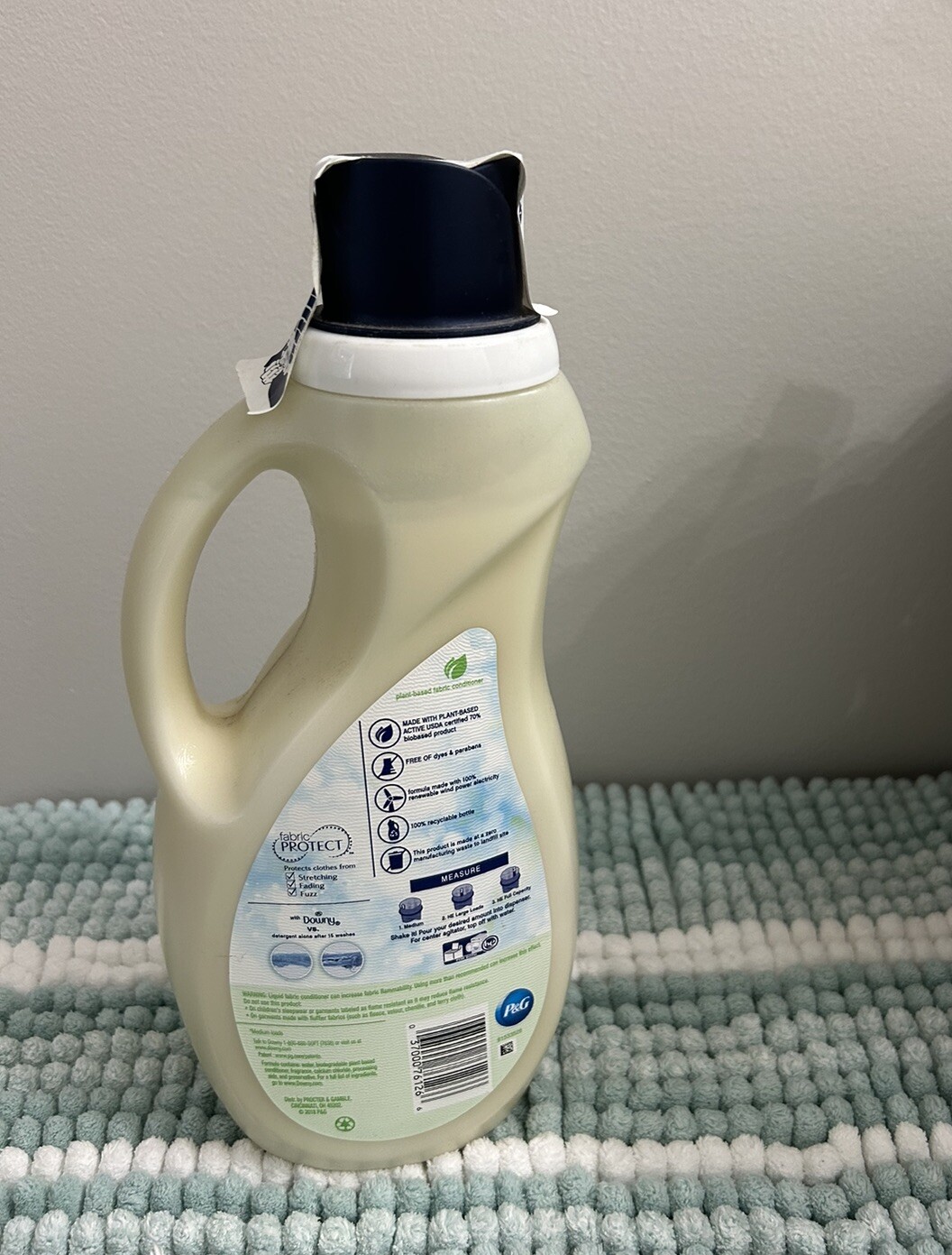 Ultra Downy Honey Lavender Nature Blends Plant Based Fabric Conditioner 44fl.oz